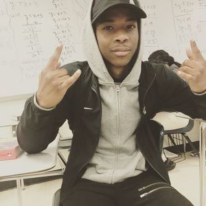 Meet your Posher, Malik